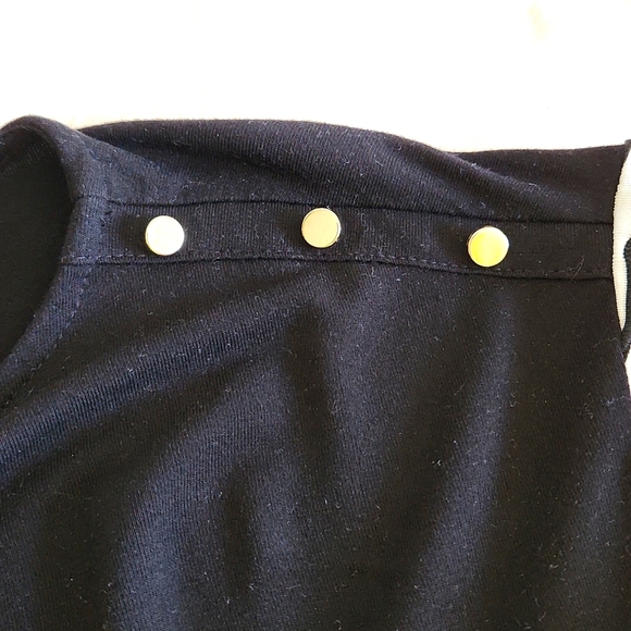 Liz Claiborne, Women's, M, w  Black then White and Black Waves Make a Offer - Picture 2 of 5